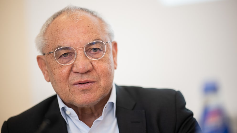 Felix Magath fühlt sich um Titel mit Schalke 04 beraubt!