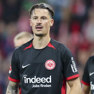 Eintracht Frankfurt: DFB-Star Robin Koch vor Zukunfts-Entscheidung!