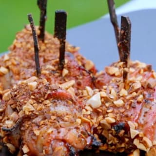 Zitronengras-Spieße in Hackfleisch umwickelt – Rezept
