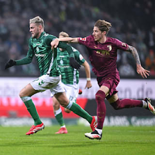 Bundesliga: Dreister Faller von Werder-Star Ducksch: Schiri nimmt Rot zurück!
