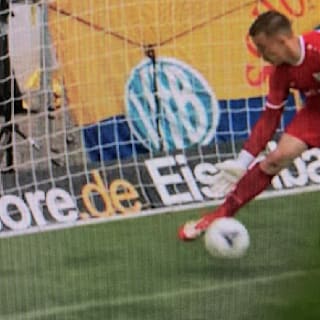 Doppel-Aufreger in 4. Liga: Erst Tor-Klau, dann Elfer übersehen