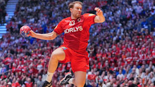 Für besten Spieler der Welt: Füchse baggern an Handball-Superstar