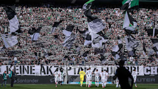 Nur ein kleiner Teil der Gladbach-Fans rechnet noch mit einem einstelligen Tabellenplatz