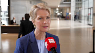 Manuela Schwesig macht Druck: „Wirtschaft braucht Sicherheit“
