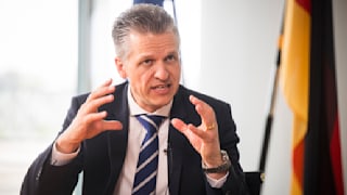 Kanzleramtschef Frei: Grundsicherung? Wer arbeiten kann, muss arbeiten