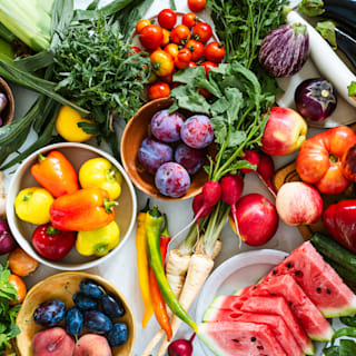 Jung und gesund bleiben: Mit diesen Phytonährstoffen klappt es