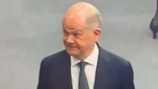 So reagiert der Ex-Kanzler: Olaf Scholz nach dem Wahldebakel