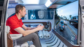 Luxus-Van der Zukunft: Der neue Mercedes hat ein Kino an Bord