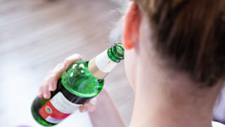 Alkohol-Rechner: Trinke ich zu viel? Testen Sie sich bei BILD