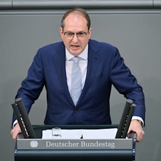 Alexander Dobrindt: „Illegale Migration gefährdet Stabilität“