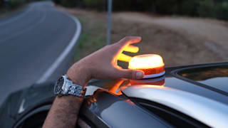 Spanien-Urlaub mit dem Auto: Bald Lampe statt Warndreieck