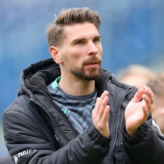 Hannover 96: Ron-Robert Zieler fordert neue Torwart-Regeln