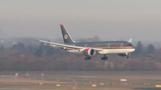 Diesmal kommen sie aus Syrien: 208 Flüchtlinge mit Flieger gelandet