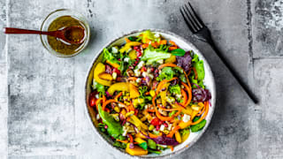 „Low Carb“ Diät: Kohlenhydrate sparen und dadurch abnehmen