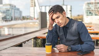 Testosteronmangel: Symptome, Ursachen und Behandlung im Überblick