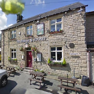 England: Familie nach Restaurantbesuch plötzlich 88.000 Euro reicher