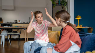  Teenager-Erziehung: Mit diesen Tipps kommen Sie gut durch die Pubertät