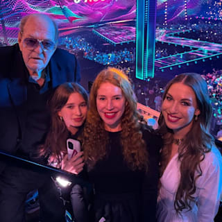 Ralph Siegel feiert ESC-Party in Basel mit Familie