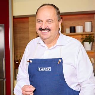 Johann Lafer teilt sein Herzensrezept zum Muttertag