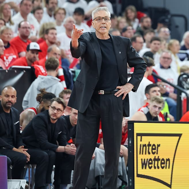 FC Bayern München siegt nach Trainer-Kritik im Play-off