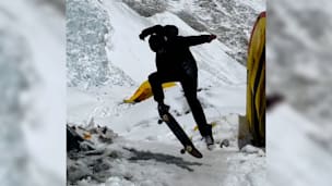 Weltrekord?: DAS ist der „höchste“ Kickflip aller Zeiten!