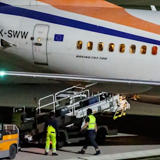 Insider: „Keine mehr geplant“: Stoppt die Noch-Regierung die Afghanen-Flüge?